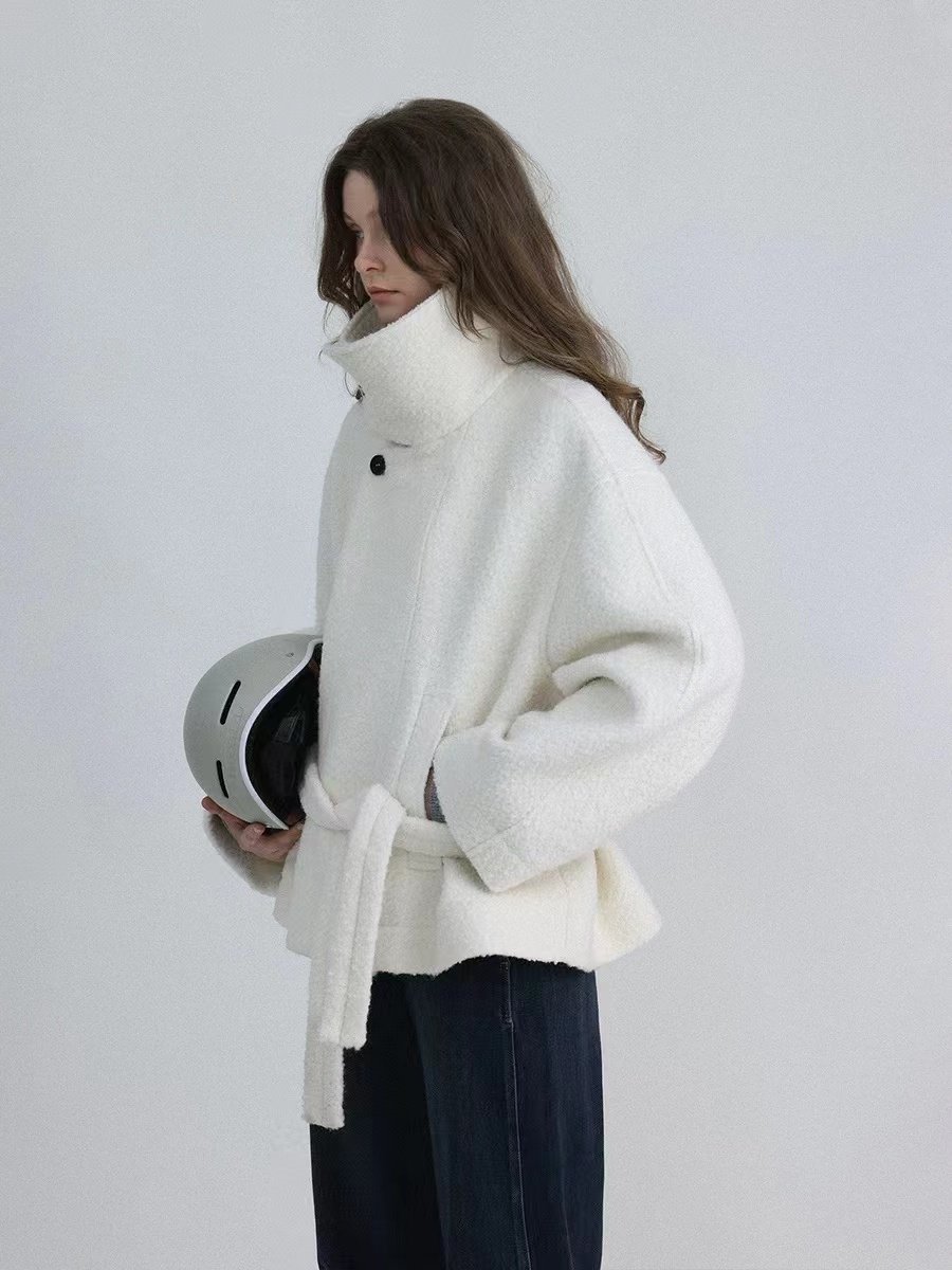 High-Neck Vintage Coat with Oversized Lapel Short Jacket - Image 2