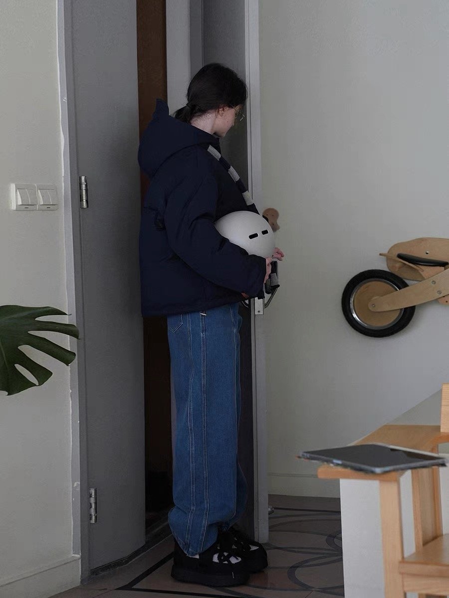 Trendy Vintage Straight-Leg Jeans for Women - Image 3