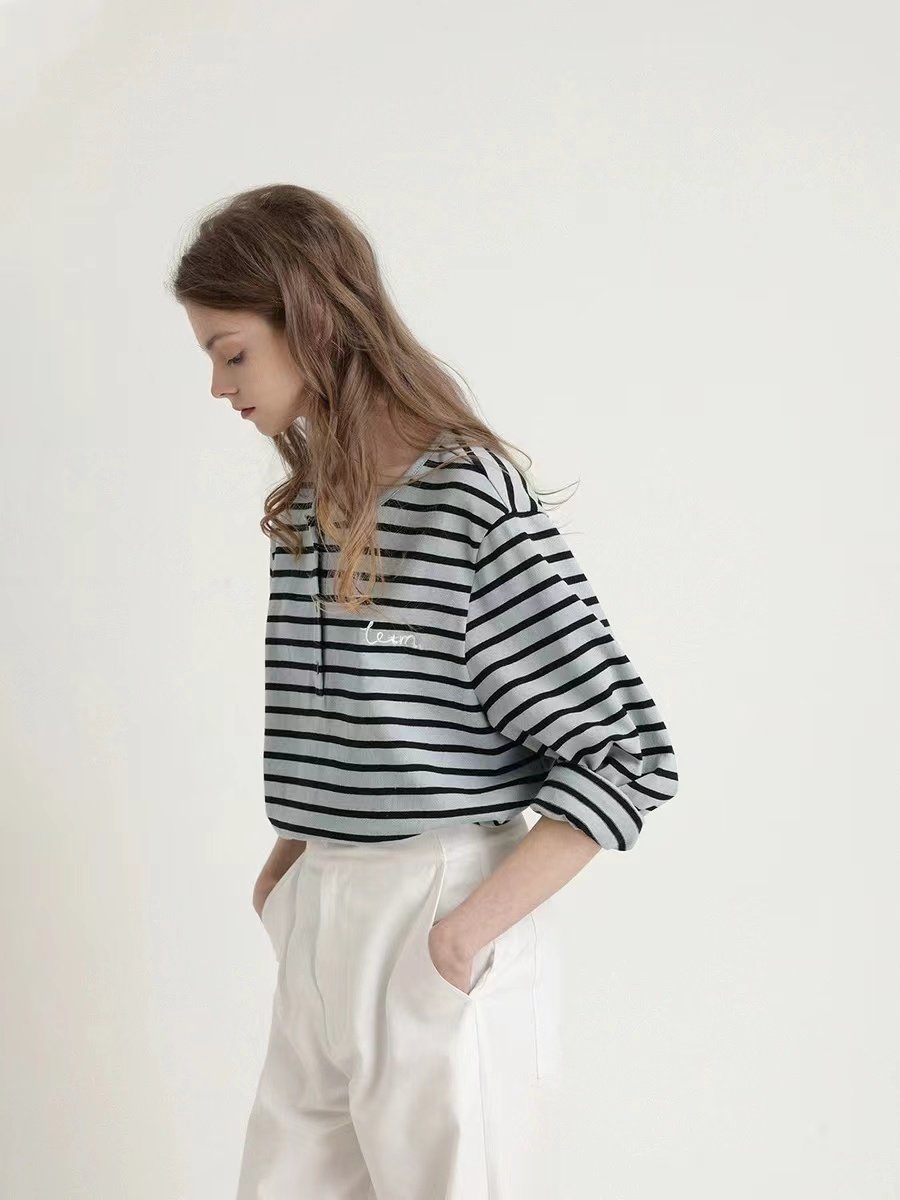 Embroidered Short Sleeve Knit Top - Image 3