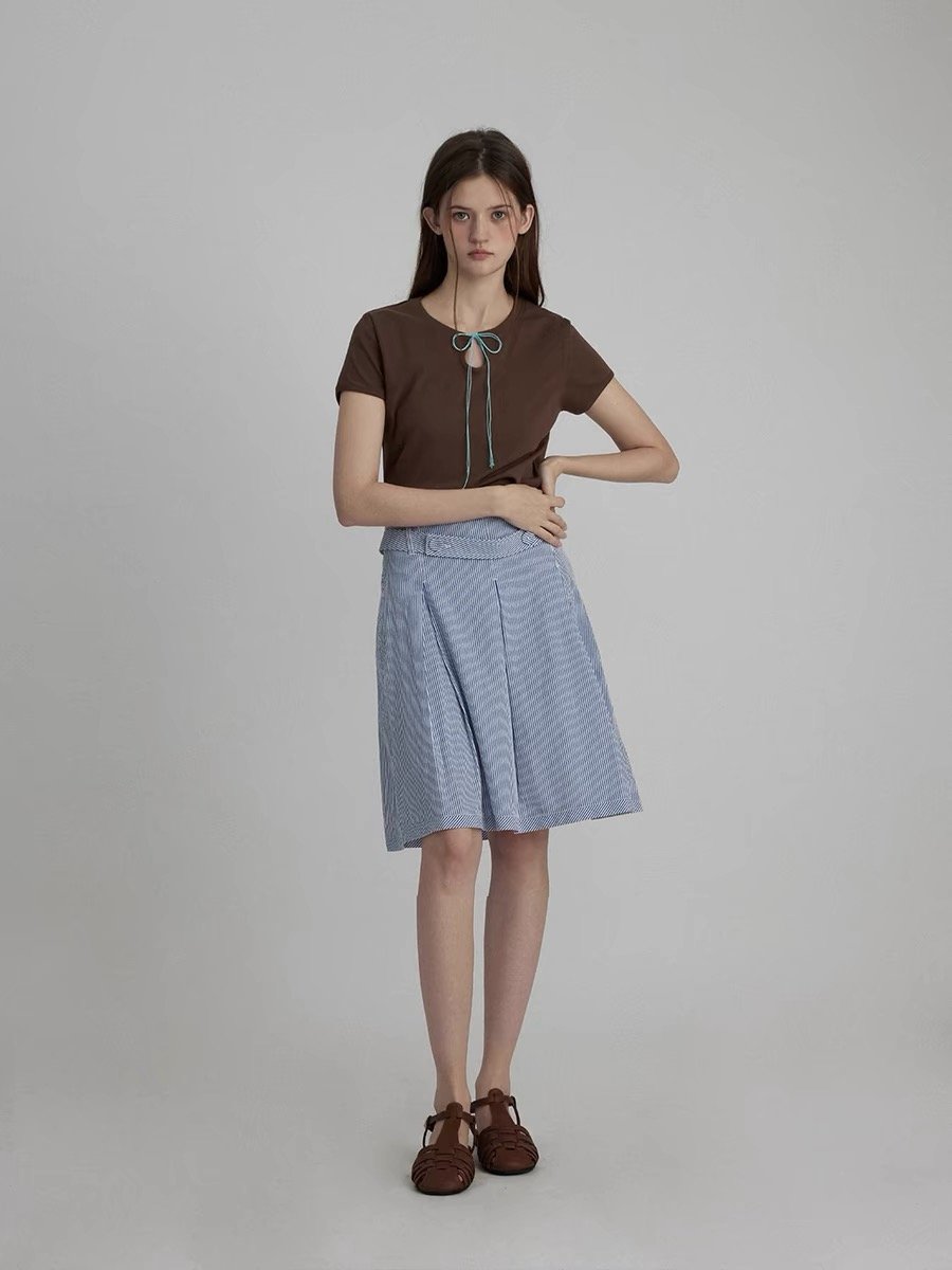 Designer Bow Tie T-Shirt - Image 3