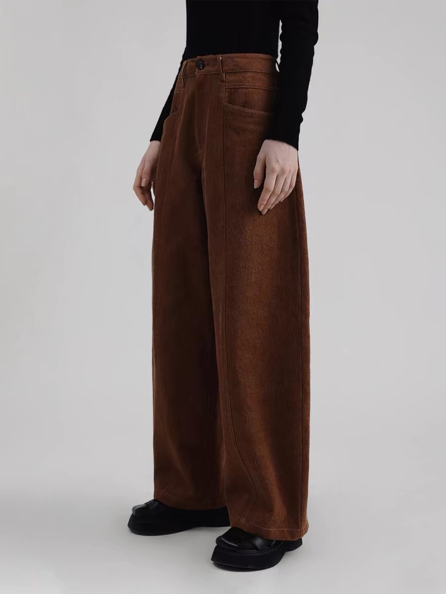 High-Waisted Relaxed Wide-Leg Jeans - Image 3